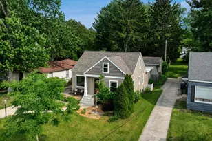 2053 7th St NW, Grand Rapids, MI 49504 - Photo 42