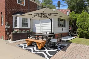 456 Manor St, Grosse Pointe Farms, MI 48236 - Photo 4