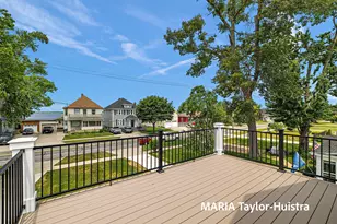 1423 Lakeshore Dr, Muskegon, MI 49441 - Photo 40