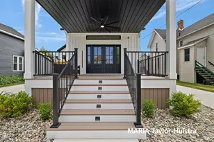 1423 Lakeshore Dr, Muskegon, MI 49441 - Photo 4