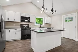 209 E High St, Union City, MI 49094 - Photo 8