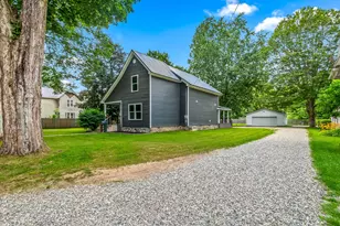 209 E High St, Union City, MI 49094 - Photo 2