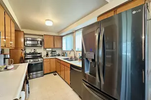 3505 Bendelow Rd, Rochester Hills, MI 48307 - Photo 20