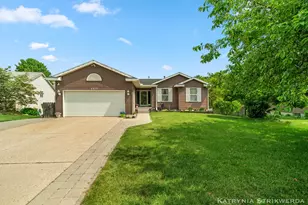 1127 Mulligan Ct SW, Wyoming, MI 49509 - Photo 1