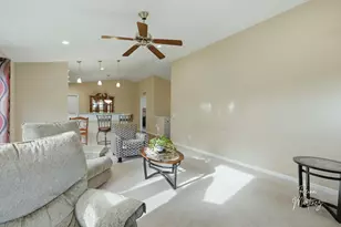 1037 Sunfield Dr, Holland, MI 49424 - Photo 10