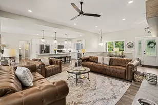 17045 Woodside Ln, Three Rivers, MI 49093 - Photo 8