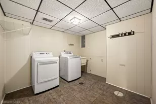 1346 Desmond St, Saint Joseph, MI 49085 - Photo 54