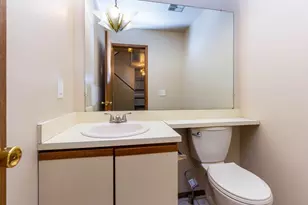 6718 Forest Park Dr, Troy, MI 48098 - Photo 20