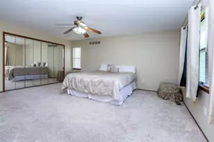 6718 Forest Park Dr, Troy, MI 48098 - Photo 24