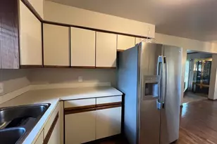 6718 Forest Park Dr, Troy, MI 48098 - Photo 14