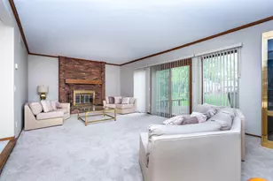 6718 Forest Park Dr, Troy, MI 48098 - Photo 8