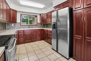 1358 N Lakeshore Dr, Ludington, MI 49431 - Photo 10