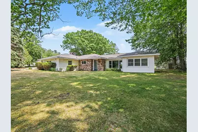 1358 N Lakeshore Drive, Ludington, MI 49431 - Photo 2