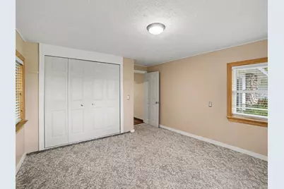 1358 N Lakeshore Drive, Ludington, MI 49431 - Photo 20