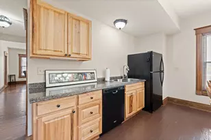424 Huron St, South Haven, MI 49090 - Photo 20