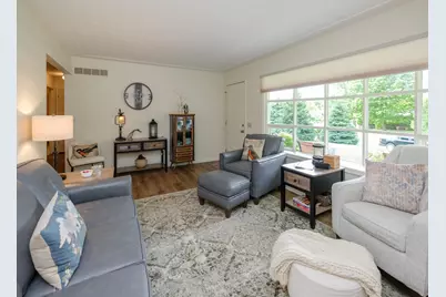 5482 Lindenwood Street, Kalamazoo, MI 49004 - Photo 6