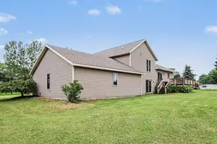 15530 Snauble Ave NE, Cedar Springs, MI 49319 - Photo 6