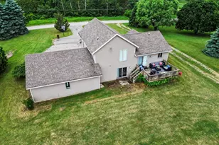 15530 Snauble Ave NE, Cedar Springs, MI 49319 - Photo 54