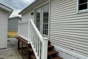 818 Raisin River Rd, Three Rivers, MI 49093 - Photo 22