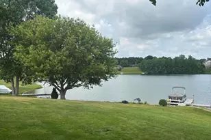 9216 Mirage Lake Dr, Milan, MI 48160 - Photo 20