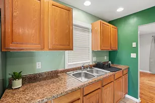 111 Oliver St, Bangor, MI 49013 - Photo 6