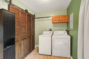 111 Oliver St, Bangor, MI 49013 - Photo 14