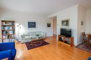 4040 Greenleaf Cir, Kalamazoo, MI 49008 - Photo 6
