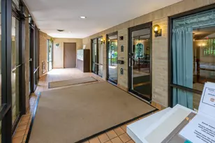 4040 Greenleaf Cir, Kalamazoo, MI 49008 - Photo 26
