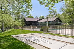 4040 Greenleaf Cir, Kalamazoo, MI 49008 - Photo 54