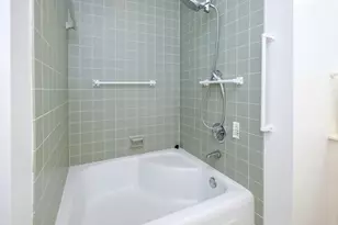 4040 Greenleaf Cir, Kalamazoo, MI 49008 - Photo 20