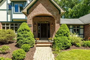 2135 Tuomy Rd, Ann Arbor, MI 48104 - Photo 2