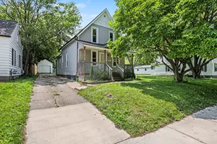 840 Spencer St NE, Grand Rapids, MI 49505 - Photo 1
