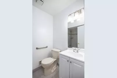 35907 Fierimonte Drive, Clinton Twp, MI 48035 - Photo 10