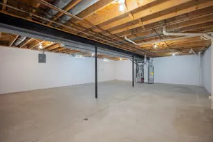 35907 Fierimonte Dr, Clinton Twp, MI 48035 - Photo 20