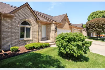 35907 Fierimonte Drive, Clinton Twp, MI 48035 - Photo 32
