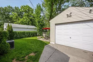 23360 Pilgrim Ave, Hazel Park, MI 48030 - Photo 22