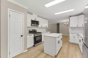 13726 Jennifer Rd, Grand Haven, MI 49417 - Photo 14