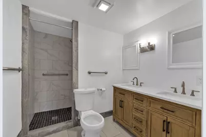 21004 Reimanville Avenue, Ferndale, MI 48220 - Photo 16