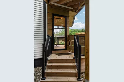 2050 Camelot Road, Ann Arbor, MI 48104 - Photo 24
