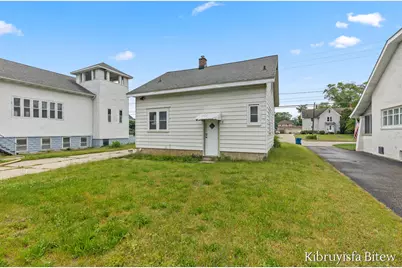 2453 Byron Center Avenue SW, Wyoming, MI 49519 - Photo 26