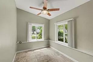 1011 State St, Adrian, MI 49221 - Photo 12