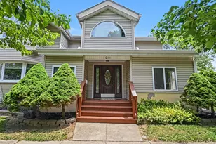 1011 State St, Adrian, MI 49221 - Photo 2