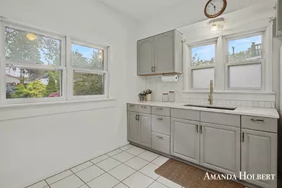 1946 Wyoming Avenue SW, Wyoming, MI 49519 - Photo 16