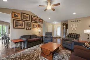 10426 Dutch Settlement Rd, Marcellus, MI 49067 - Photo 8