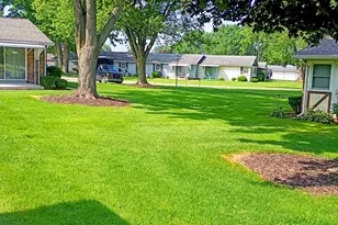 967 Andover Ct SE, Grand Rapids, MI 49508 - Photo 2