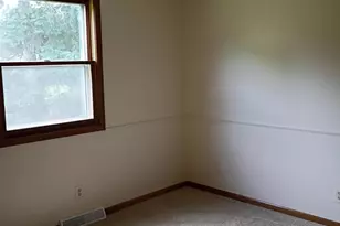 967 Andover Ct SE, Grand Rapids, MI 49508 - Photo 16