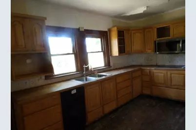 667 W Southern Road, Bronson, MI 49028 - Photo 8