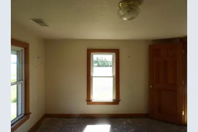 667 W Southern Road, Bronson, MI 49028 - Photo 10