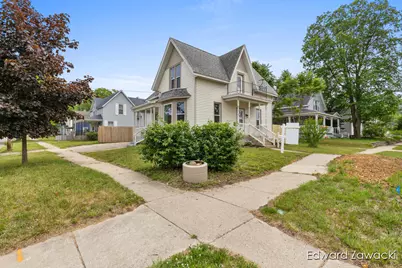 404 S Bridge Street, Belding, MI 48809 - Photo 4