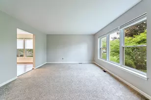 2240 Steeplechase Dr, Ann Arbor, MI 48103 - Photo 6